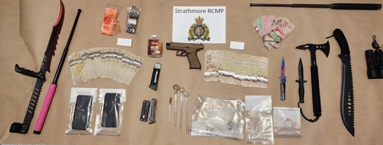 Cold Lake man arrested on drugs and weapons charges in southern Alberta