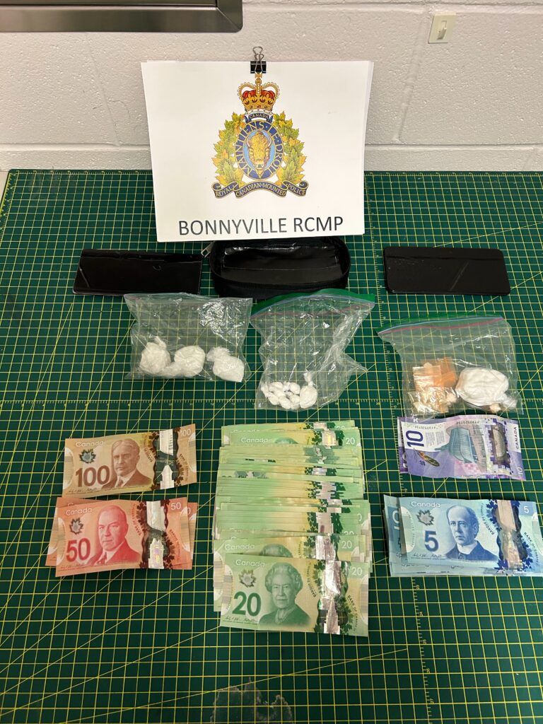 Bonnyville RCMP seize drugs and money during traffic stop