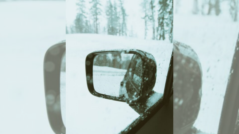Alberta RCMP urges drivers to adapt to winter conditions
